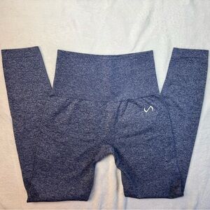 TLF React Navy Heather leggings in small. Very good used condition.